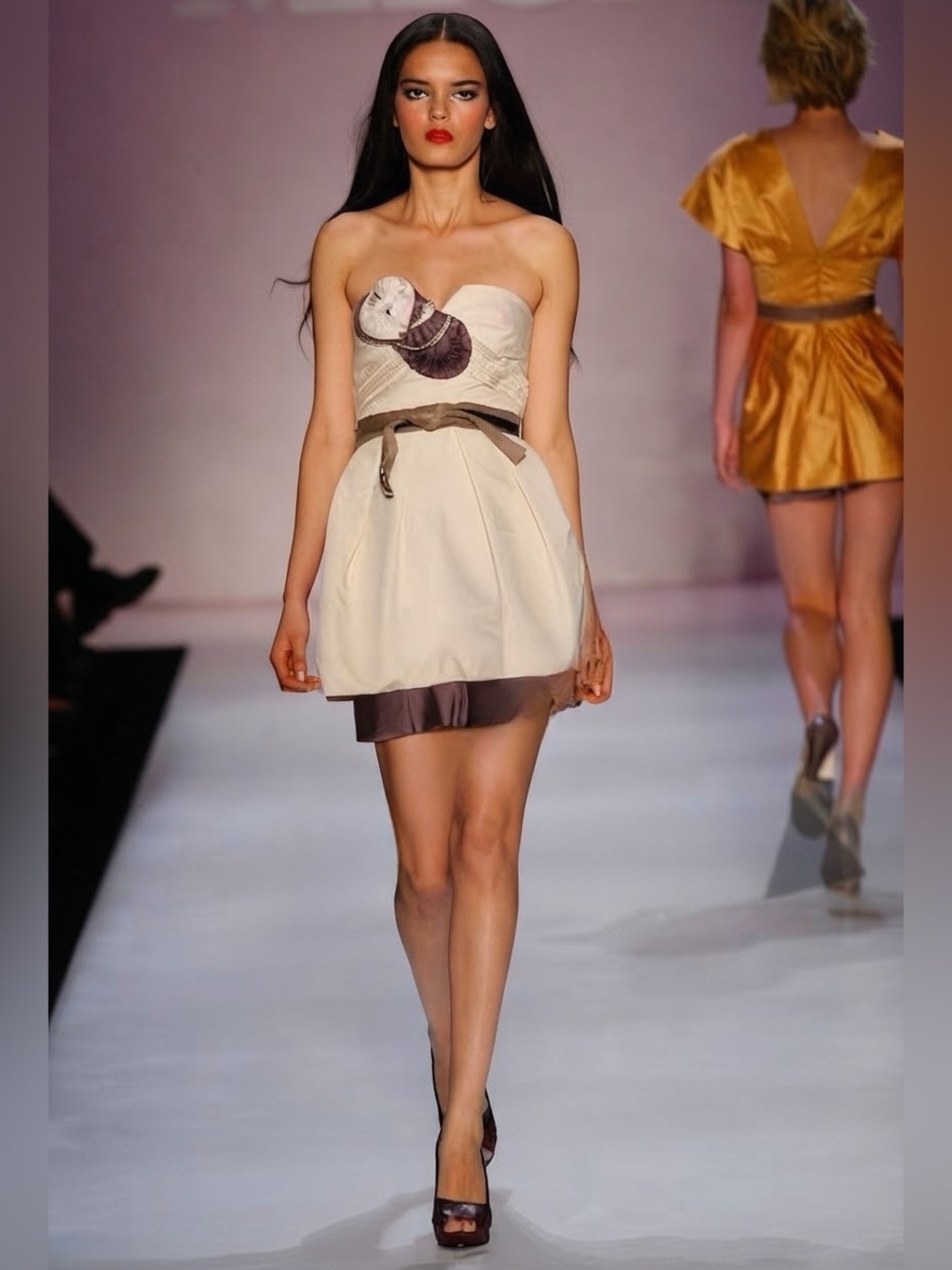 Y2K BCBG MaxAzria Runway Strapless Mini Dress Size 6